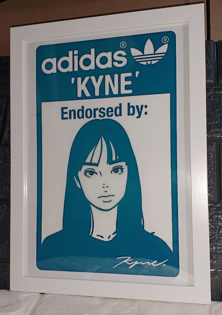 kyne/adidas キネ・アディダス【A4サイズ写真ポスター額装付３点セット