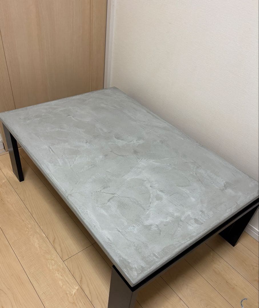 モルタル調コタツ