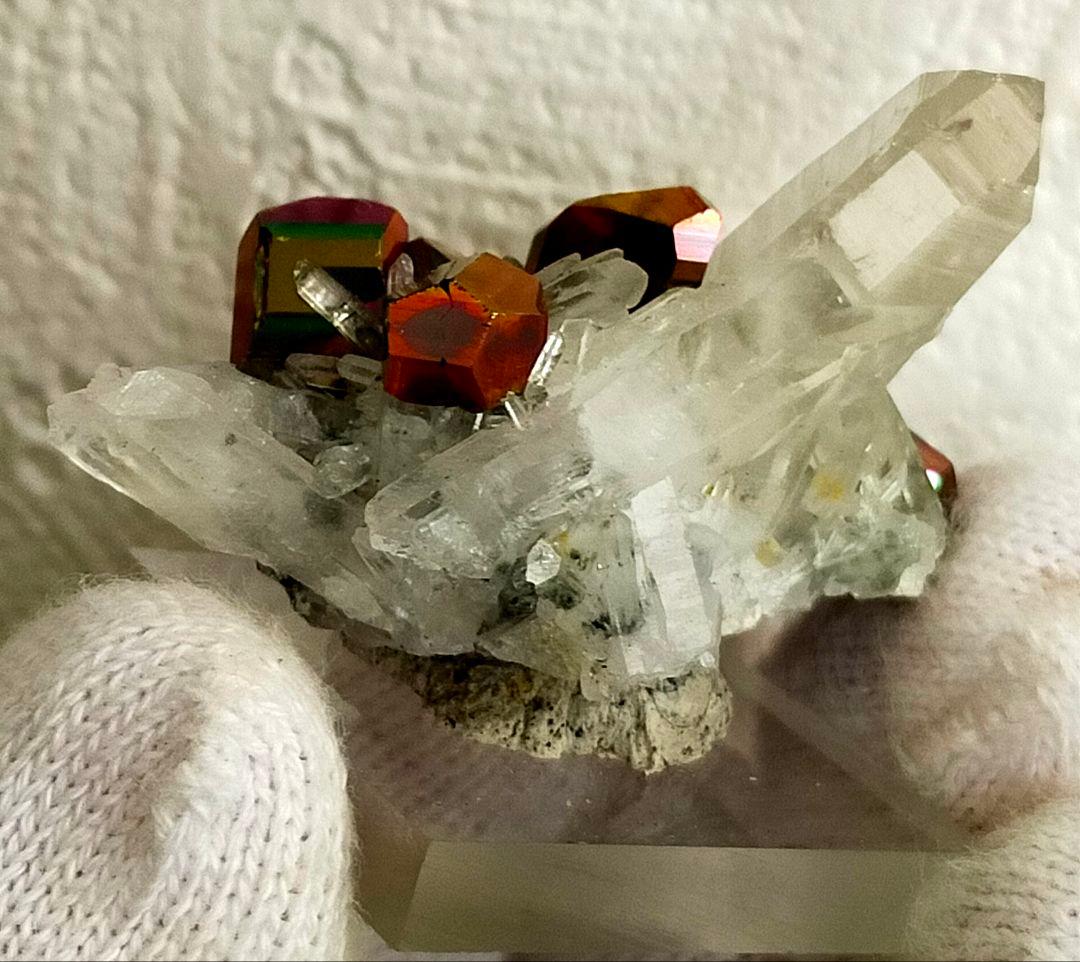 t*n様 【コレクター向】レインボーパイライト　水晶クラスター　パイライトインク