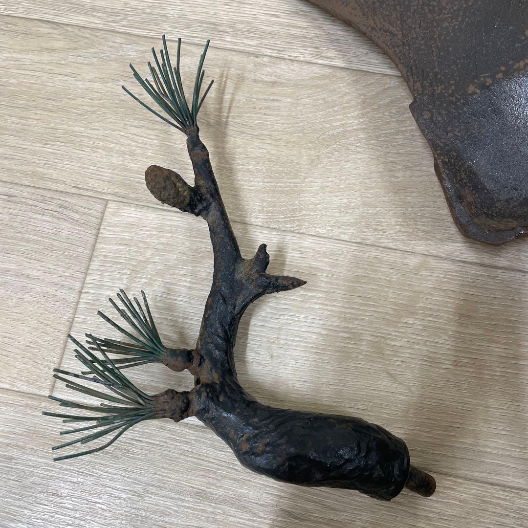 鷹　松　松の木　鳥　ブロンズ　鉄製品　鉄製　銅彫金　彫刻　鳥　アンティーク 金運