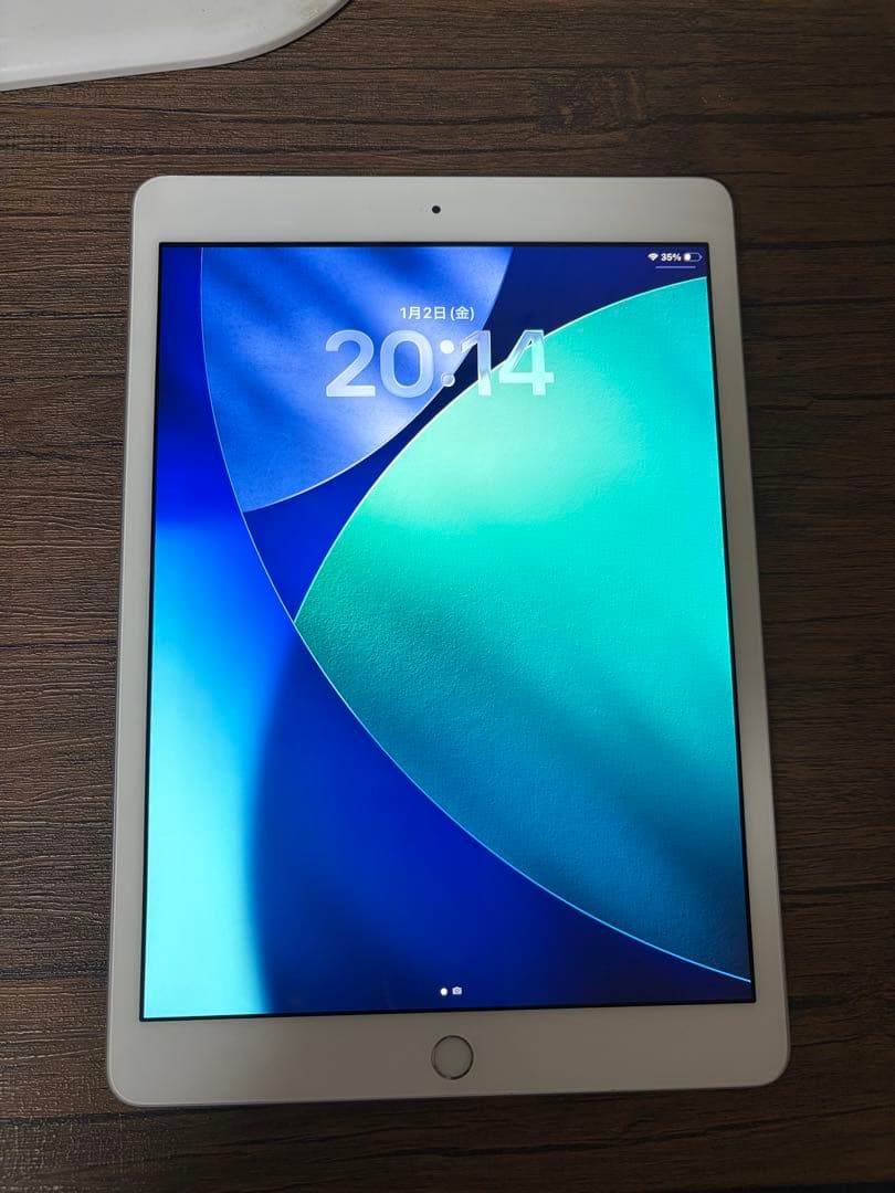 ウ*ラ様 【美品】iPad8、Apple Pencil、ケース、ペーパーライクフ