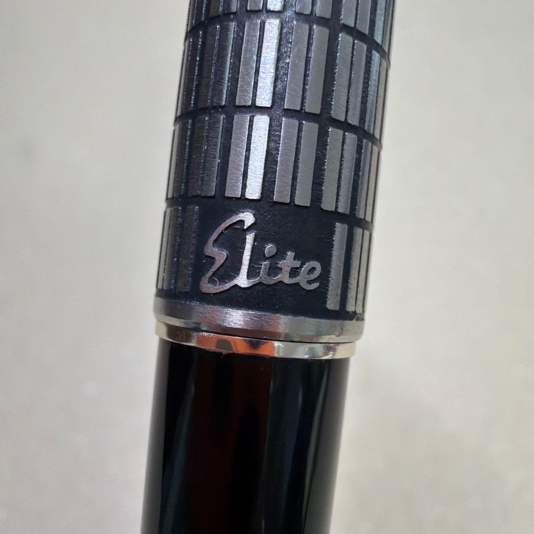 廃盤 パイロット Elite エリート 半格子 万年筆 18K 750 F 蝕刻