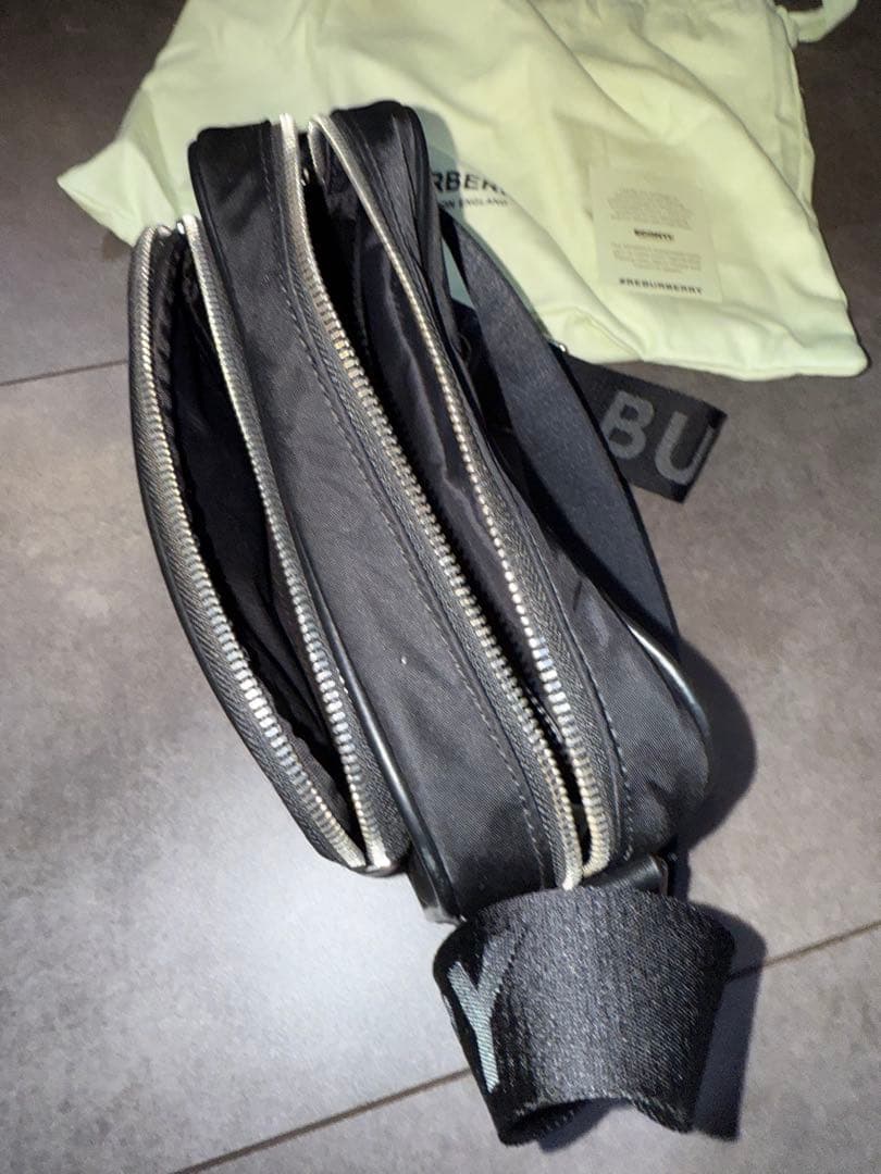 バーバリー　バッグ　ショルダー　BURBERRY