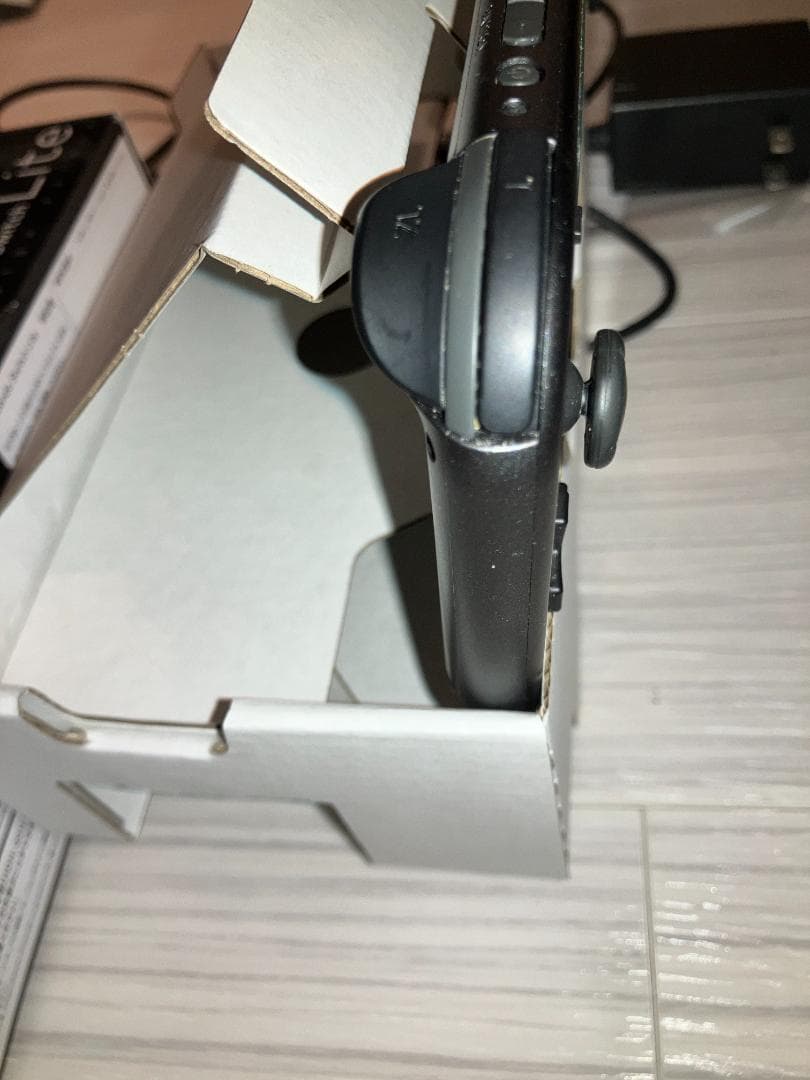 k*u様 【状態:良】Switch Lite 本体 ディアルガ・パルキア スイッ