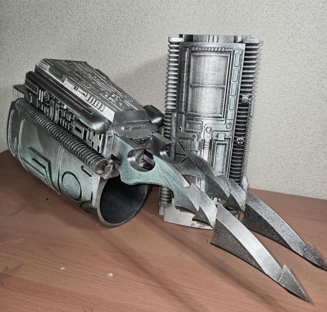 プレデター　リストブレイドガントレット　1/1スケール　レプリカ　エイリアン