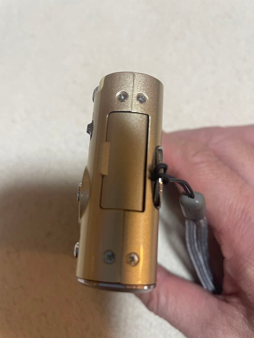 パナソニック　DMC-FX66 ゴールド