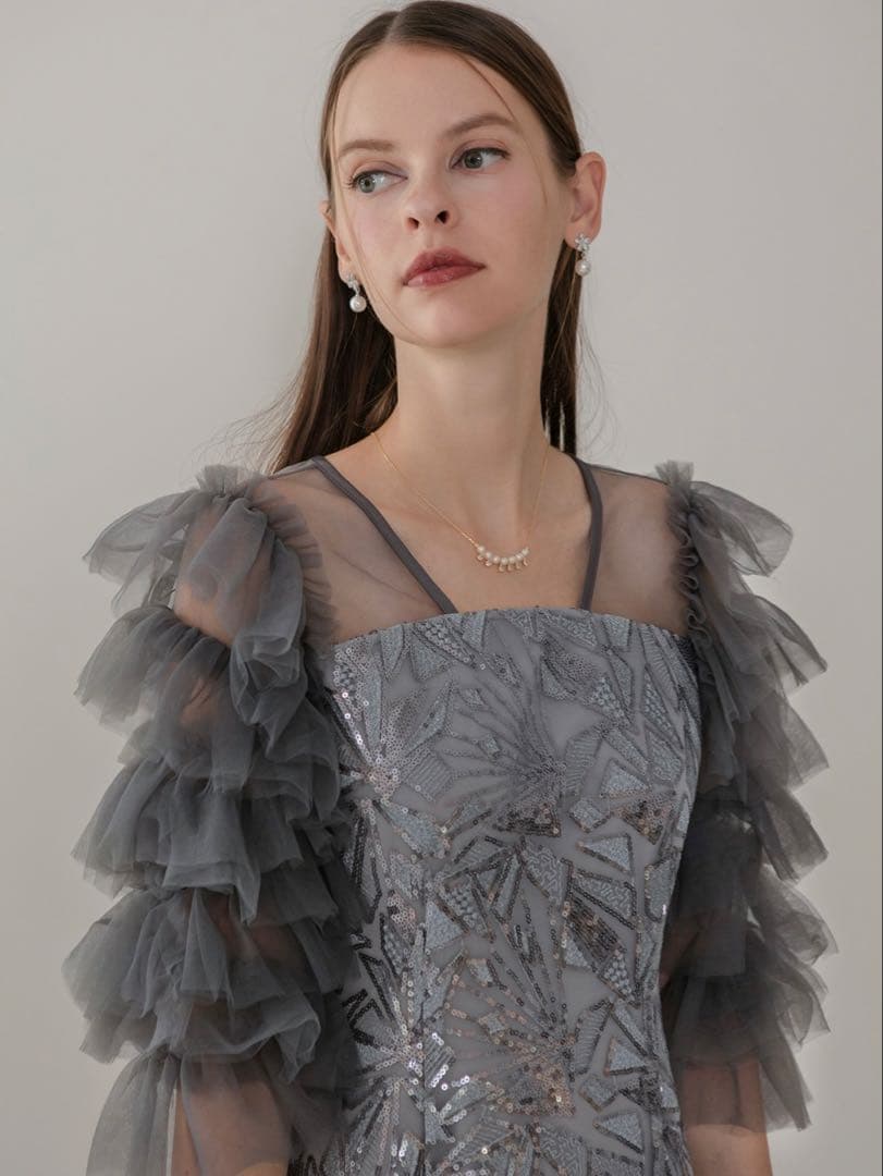 チュールフリルスリーブスパンコールIラインワンピースドレス結婚式パーティー二次会