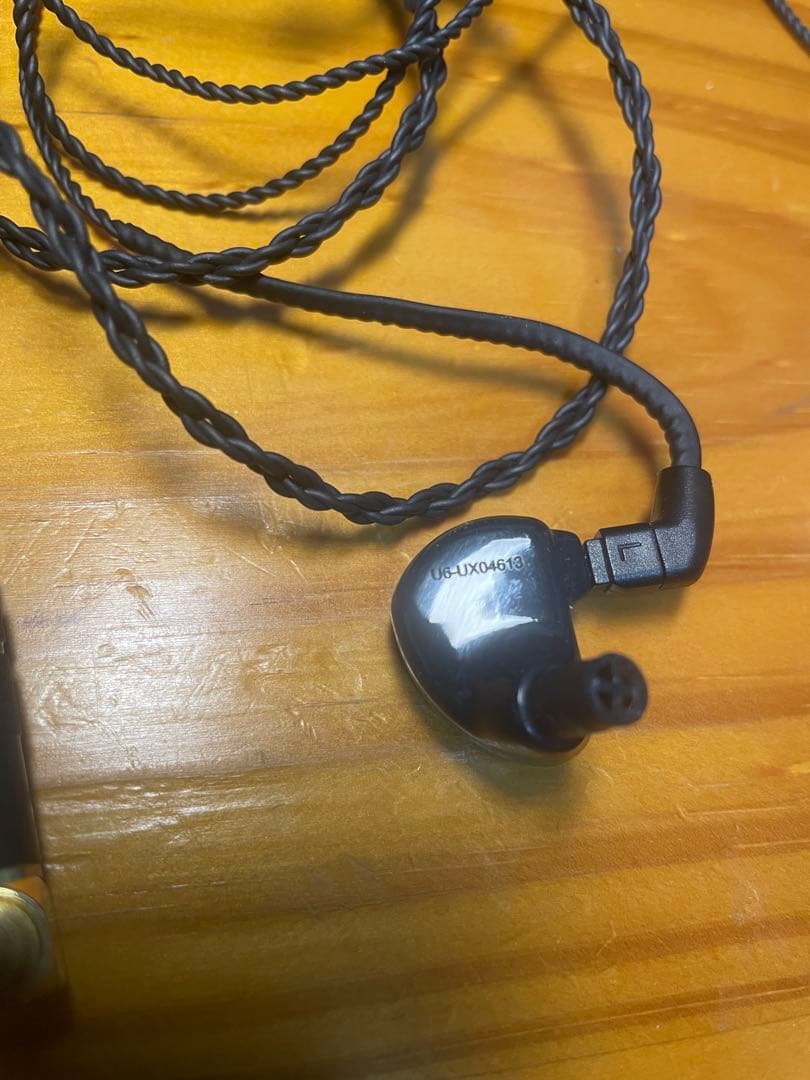 イヤホン 64 AUDIO U6 Universal-Fit Earphones