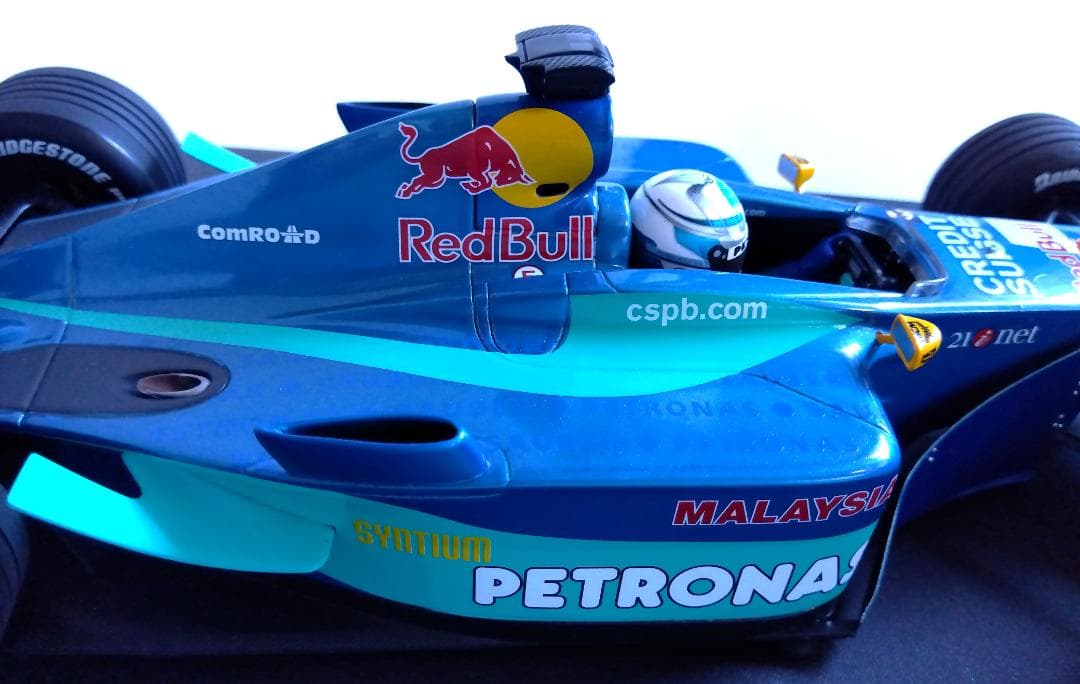 PMA 1/18 レッドブル ザウバー ペトロナス C20 K.ライコネン