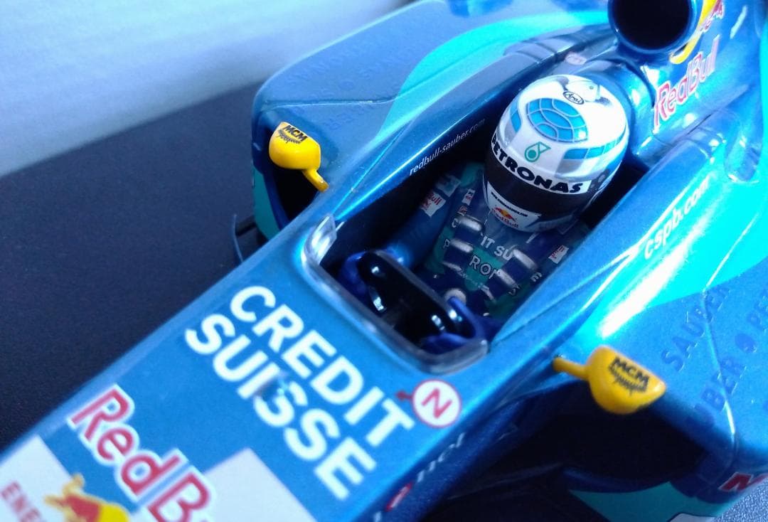 PMA 1/18 レッドブル ザウバー ペトロナス C20 K.ライコネン