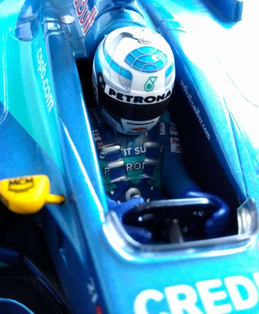 PMA 1/18 レッドブル ザウバー ペトロナス C20 K.ライコネン