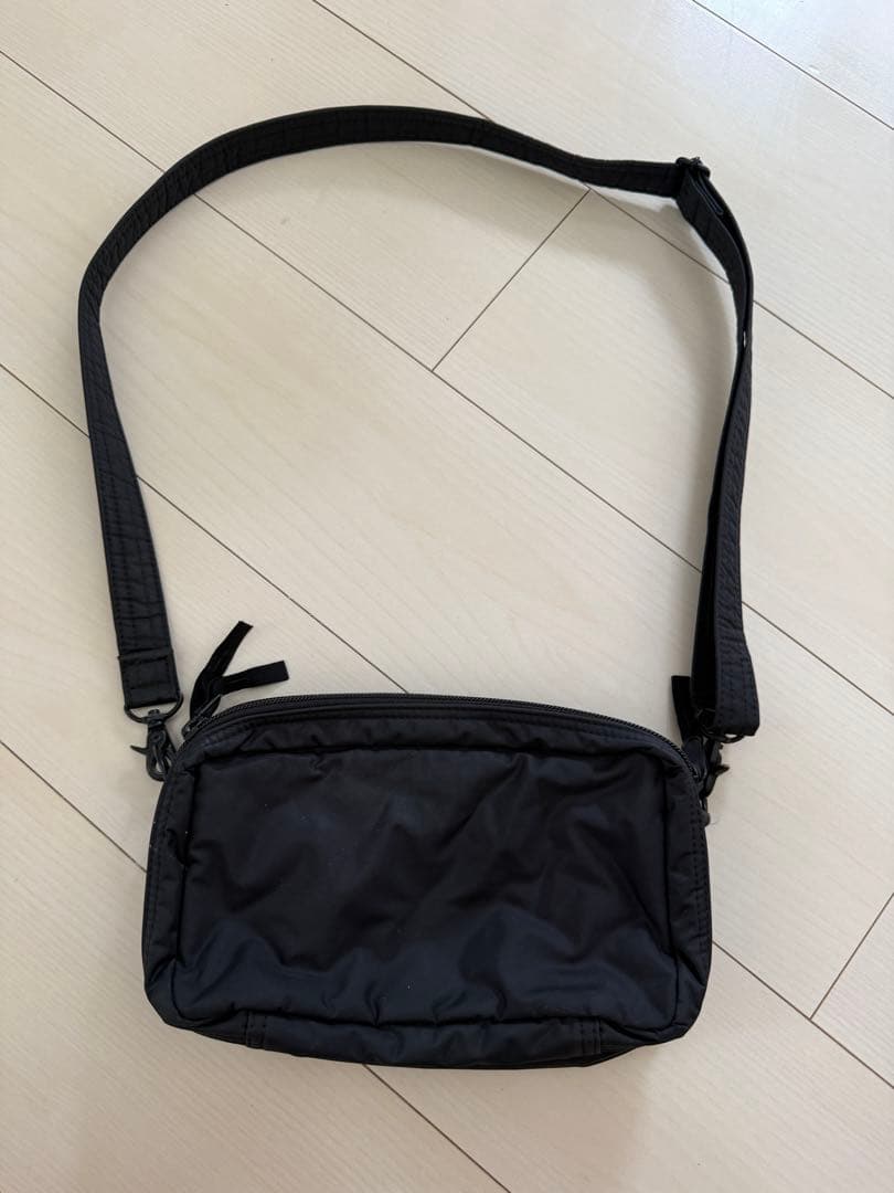 ヘッドポーター　ブラックビューティー　サコッシュ　ショルダーバッグ