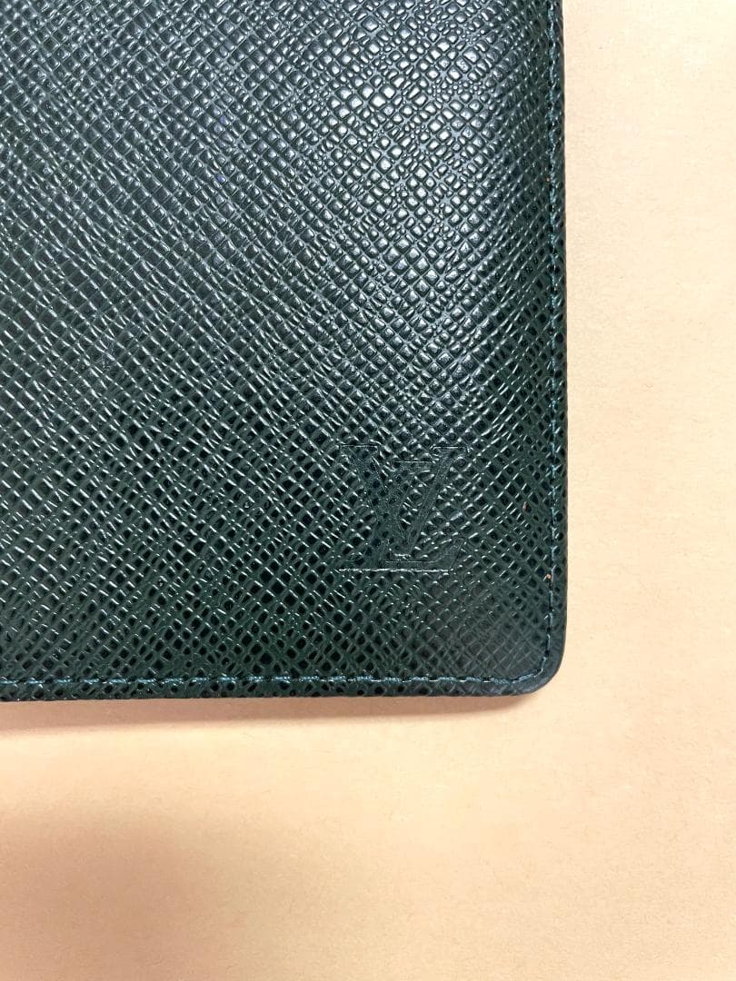 LOUIS VUITTON 　タイガ　手帳カバー