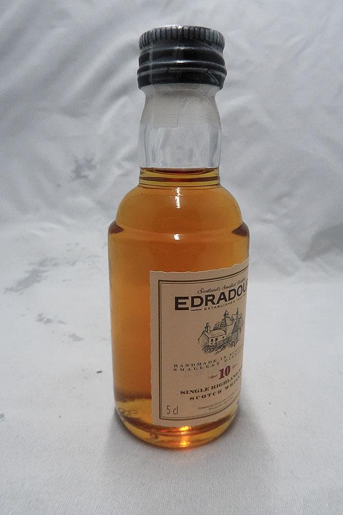エドラダワー１０年 シングルモルトウィスキー ミニチュアボトル