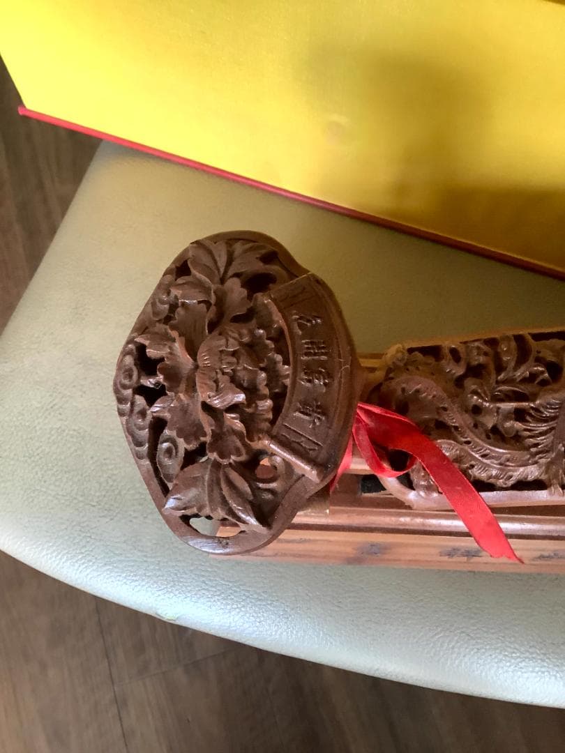 中国山東省泰山桃ノ木縁起物置物