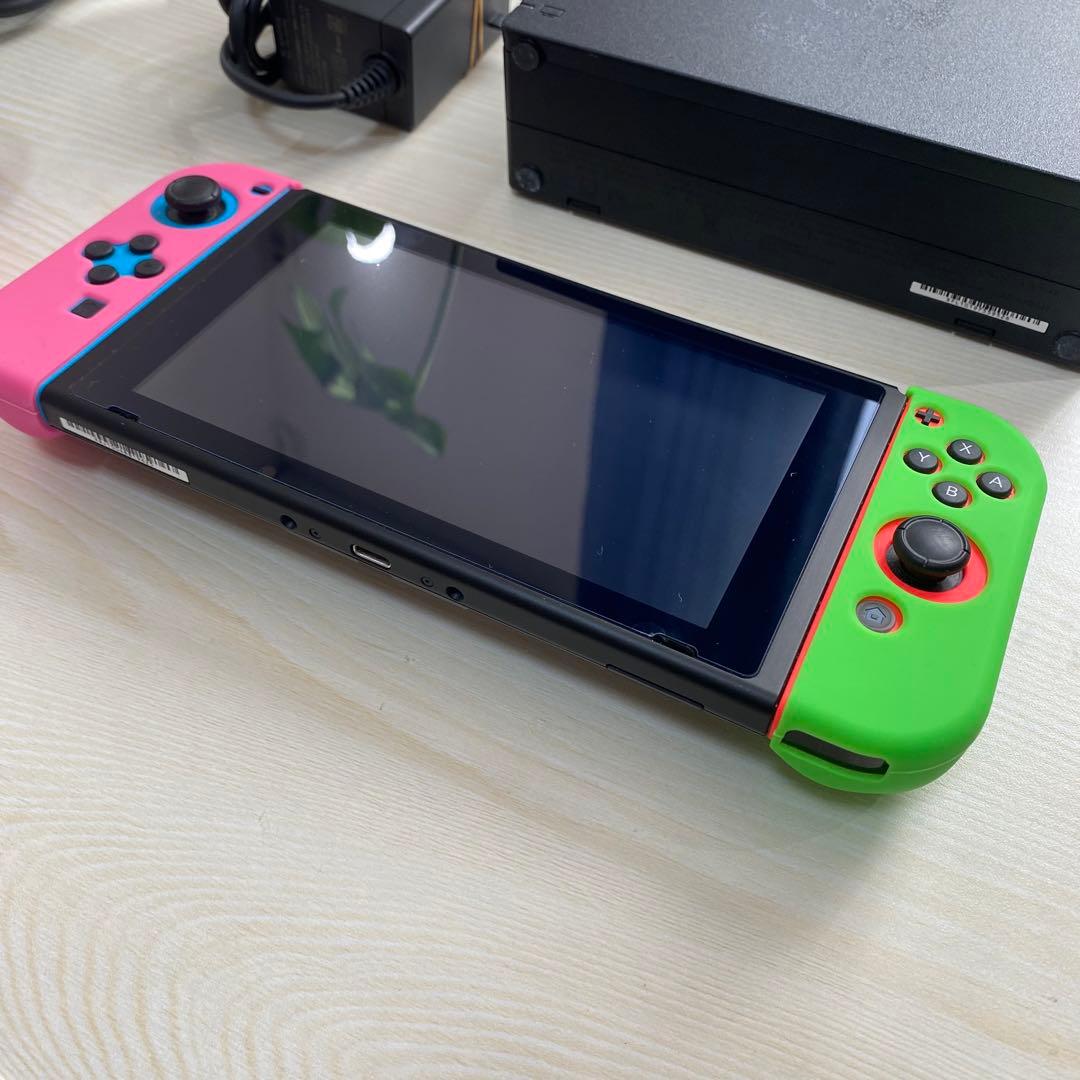 Nintendo Switch 本体 青/赤 Joy-Con付き　美品