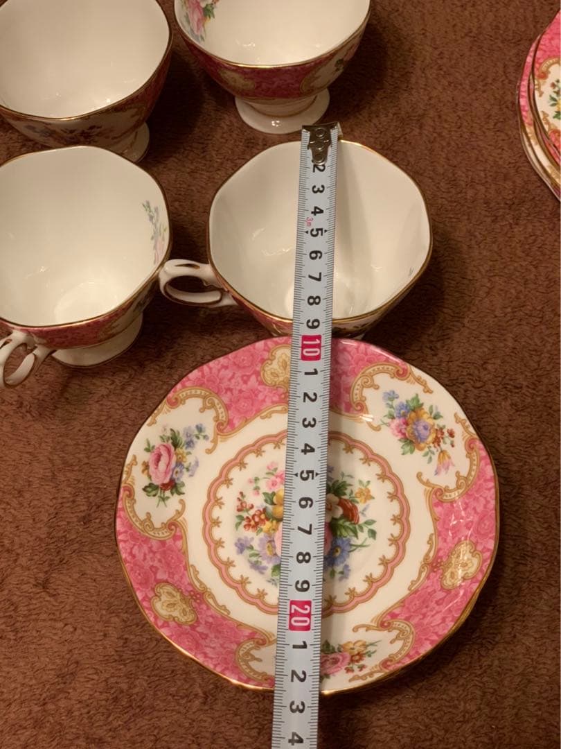   Lady Carlyle “set”