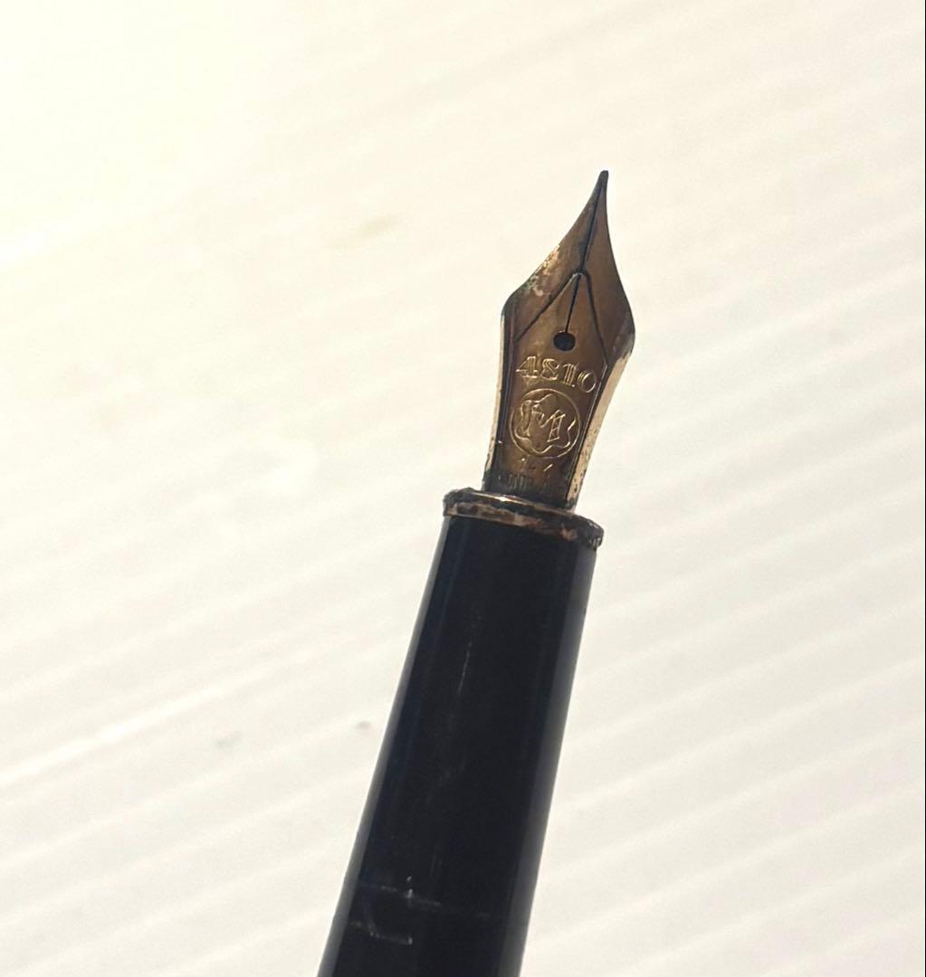 MONT BLANC 万年筆　赤