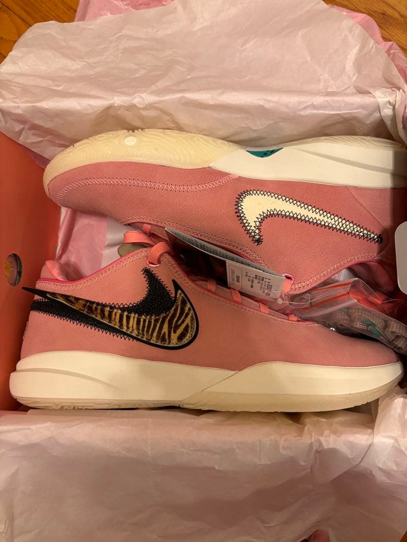 【新品未使用】レブロン20