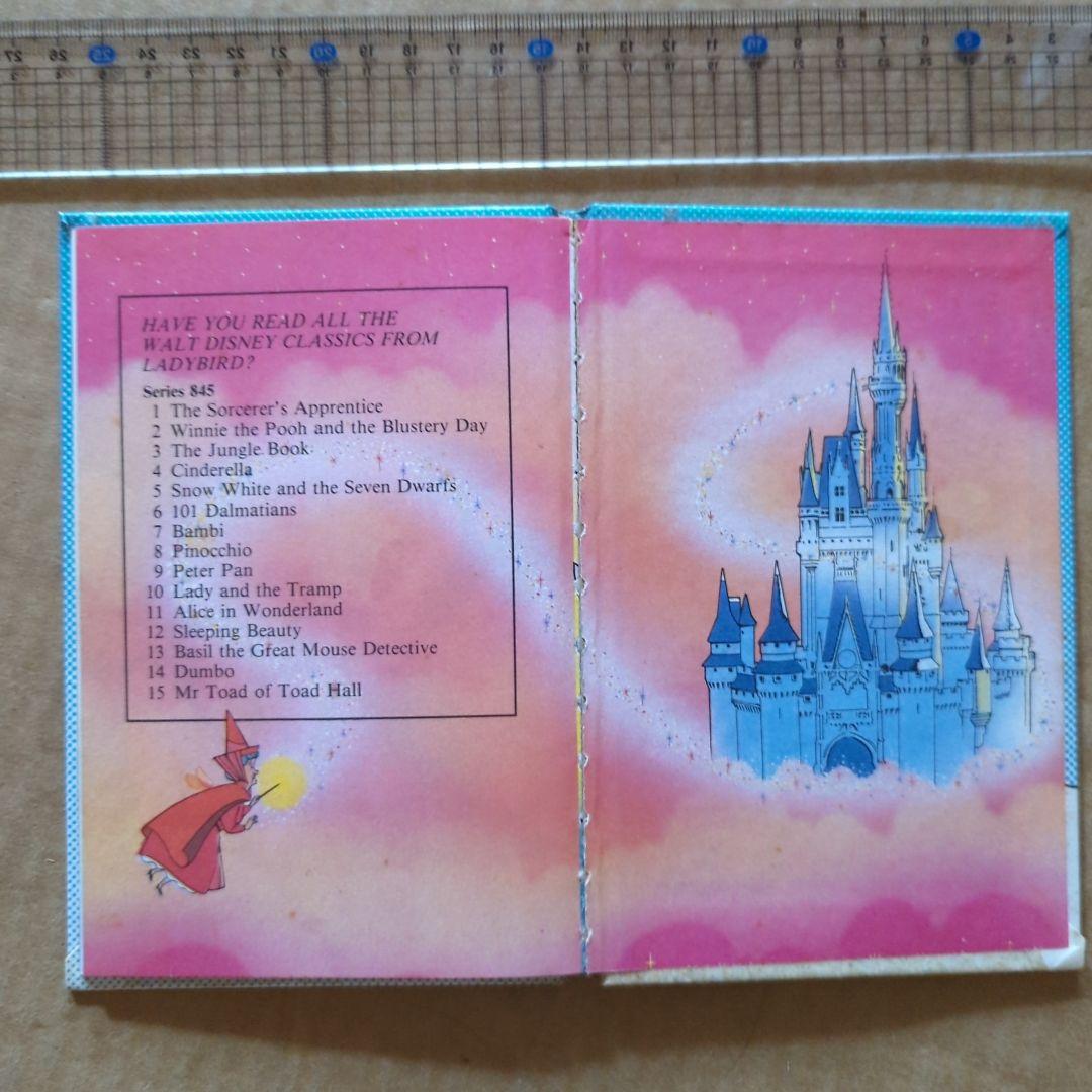 英語絵本　マドレーヌちゃん　ミッキー魔法使いの弟子　トーマス　洋書