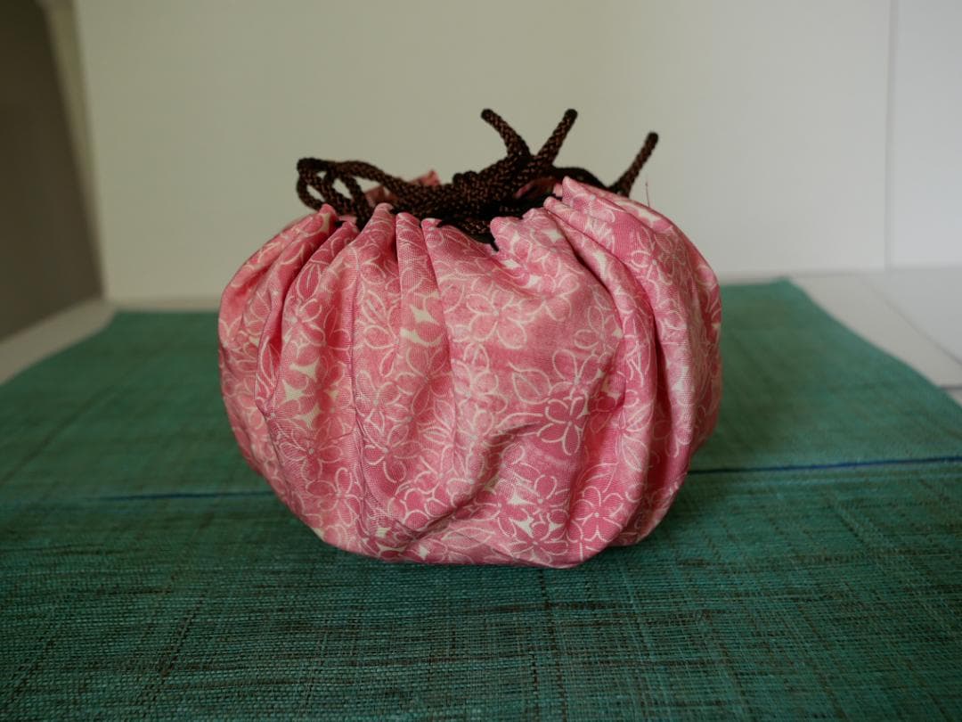 荒川豊蔵作　志野茶碗「つどい」