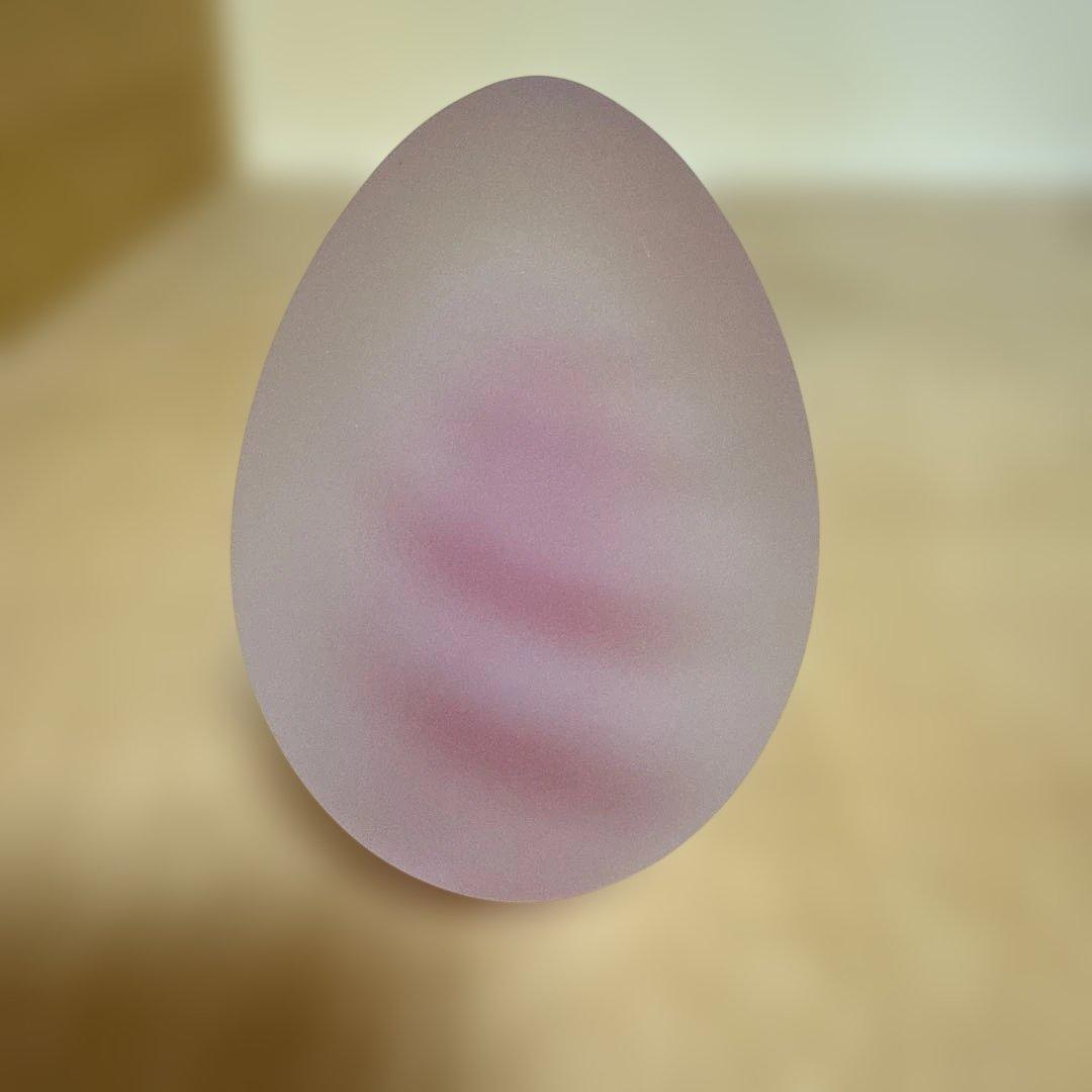 LEIXUSレクサスの卵形ガラス製ペーパーウェイト 置物 赤ピンク ツリー型