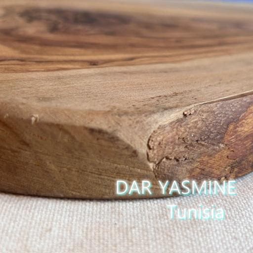 オリーブの木 個性あふれる１点もの　超特大フリーカット　潔く愚直に生きる姿