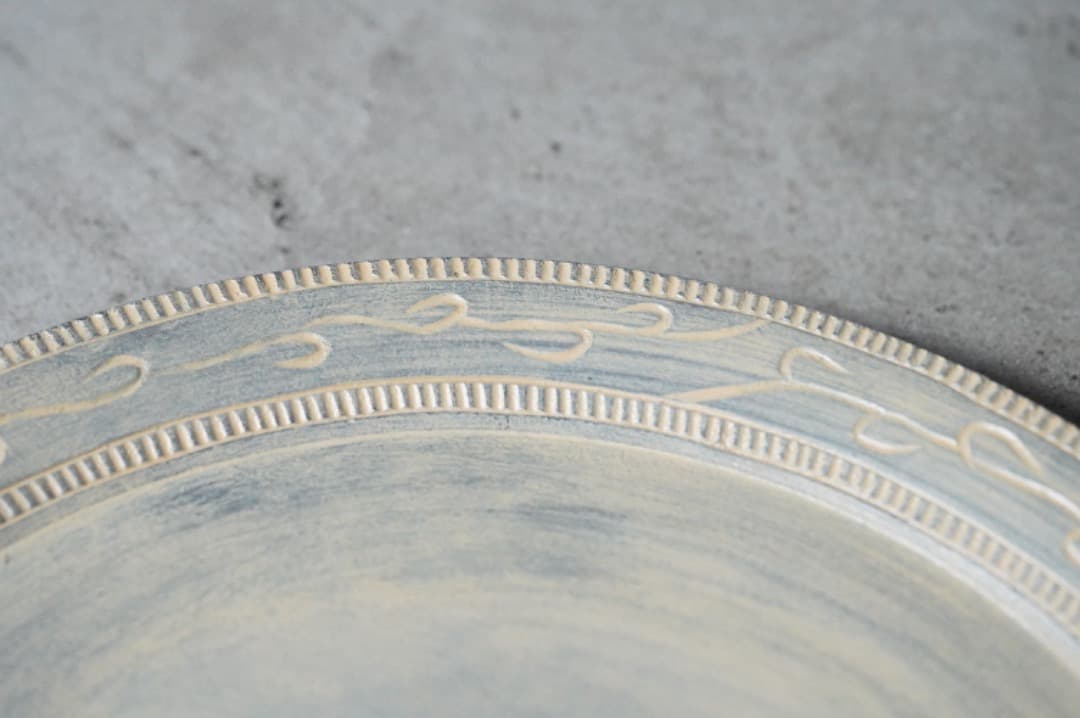 【店舗使用品】 石黒雄大 8寸白漆皿 つる 木工 木芸 平皿 うつわ 民芸 民藝