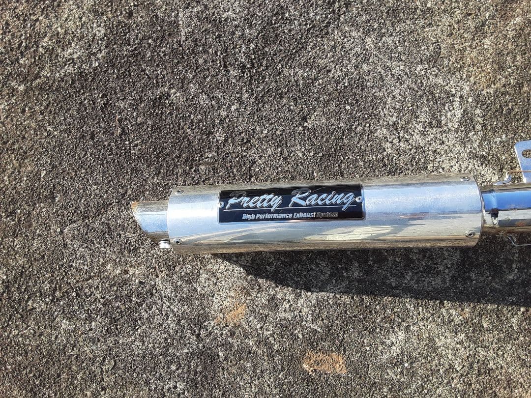 プリテーレーシングマフラー