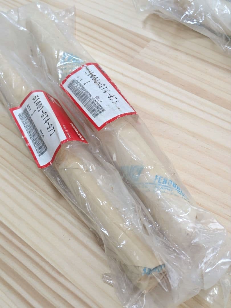 ゲ*シ様 ホンダ純正フロントフォークスプリング 未開封 NSR50 NSR80