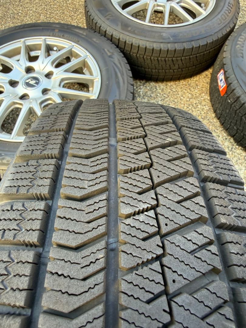 【美品】VRX2 185/65R15スタッドレス4本15×6J PCD114.3