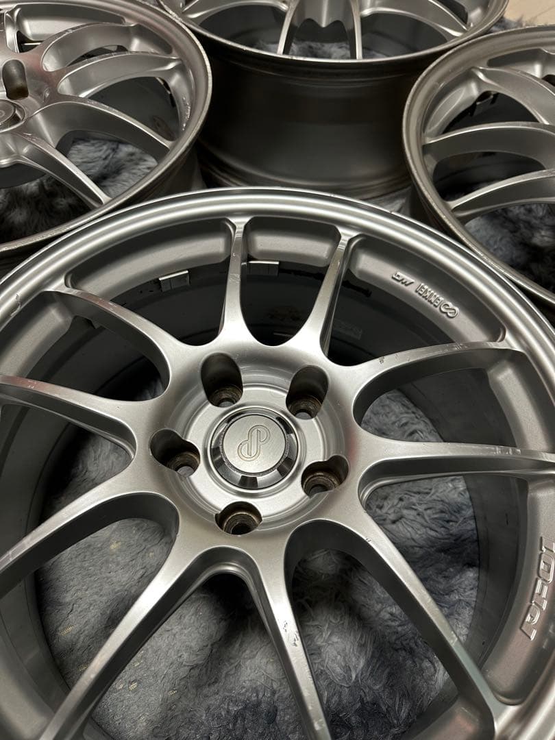 よっし～１００３ ②Aベンツ用 エンケイ PF01 18インチアルミ 2本