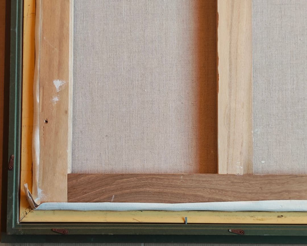 F30号 油絵 額縁 キッズスペース 農園カフェ 公募展 仮縁 絵本の国