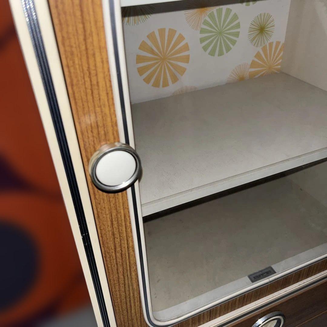 昭和レトロ 収納棚 食器棚 飾り棚 キャビネット ガラス戸 レトロポップ 当時物