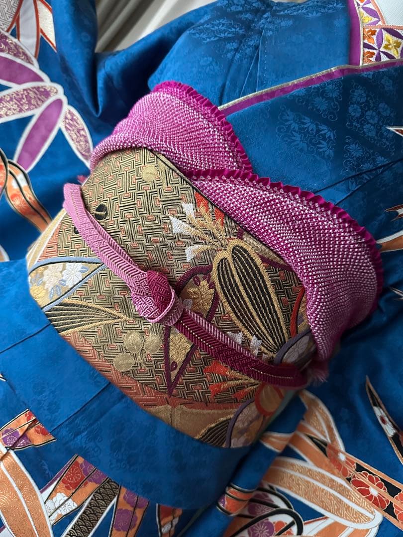 るう様専振袖フルセット ロイヤルブルー 竹笹模様 金駒刺繍