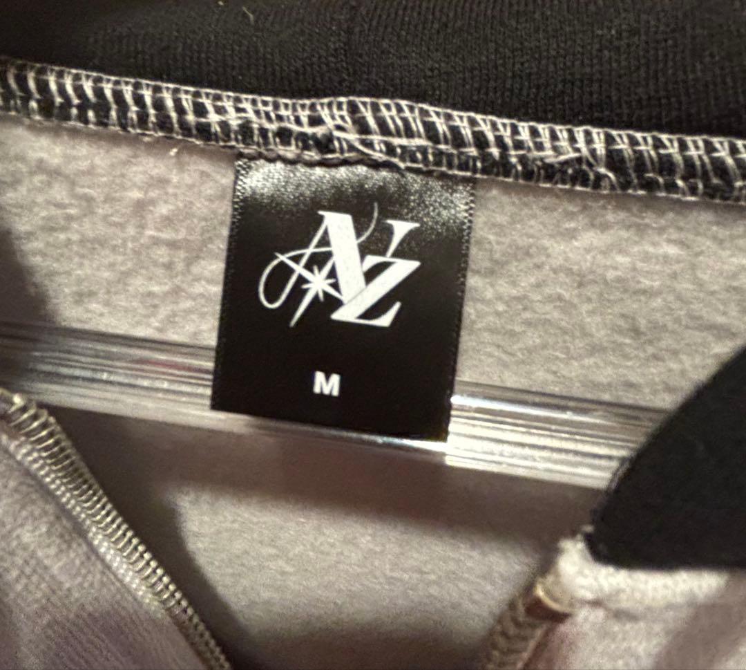 NiziU AWAKE パーカー Mサイズ