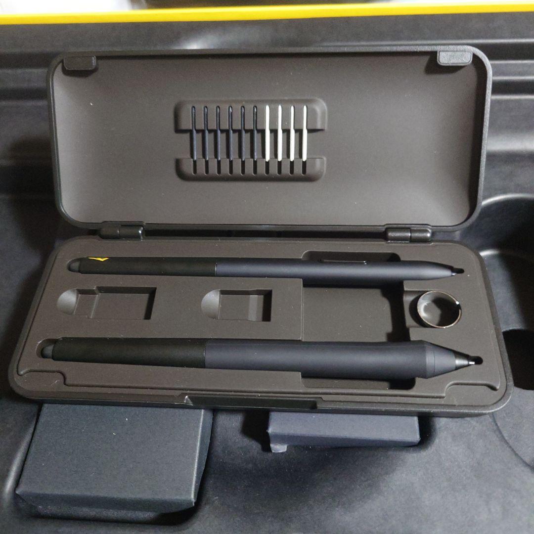 センスラボ　Xencelabs ペンディスプレイ16　エッセンシャル＆ハブ