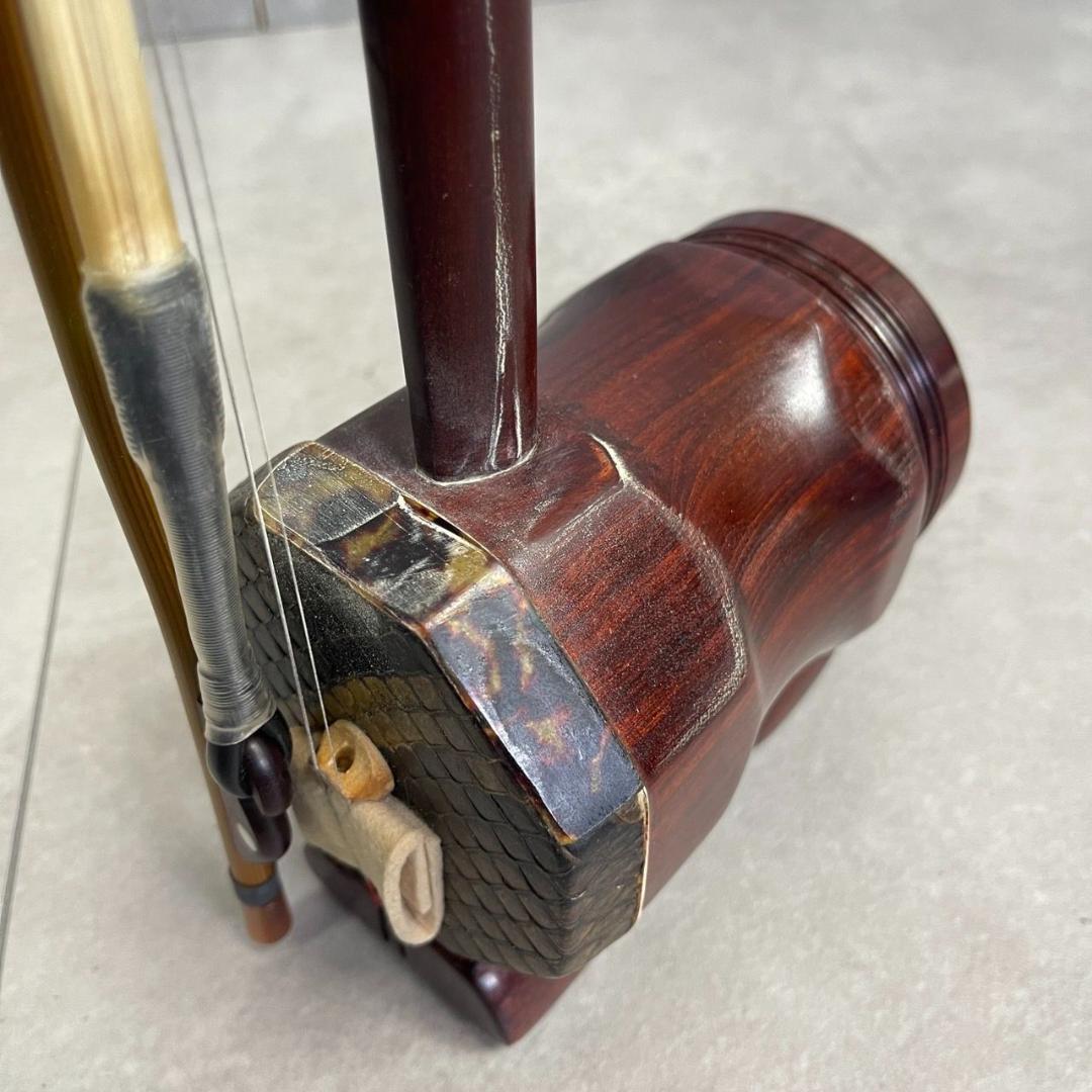 希少　万建平 製　北京二胡　天然皮　檀木精品　蛇皮　べっ甲