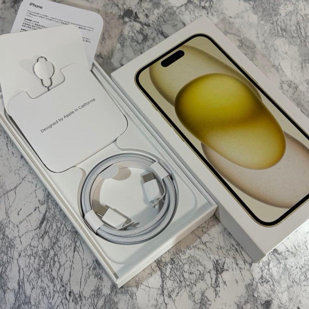 美品　Apple iPhone15 イエロー　128GB