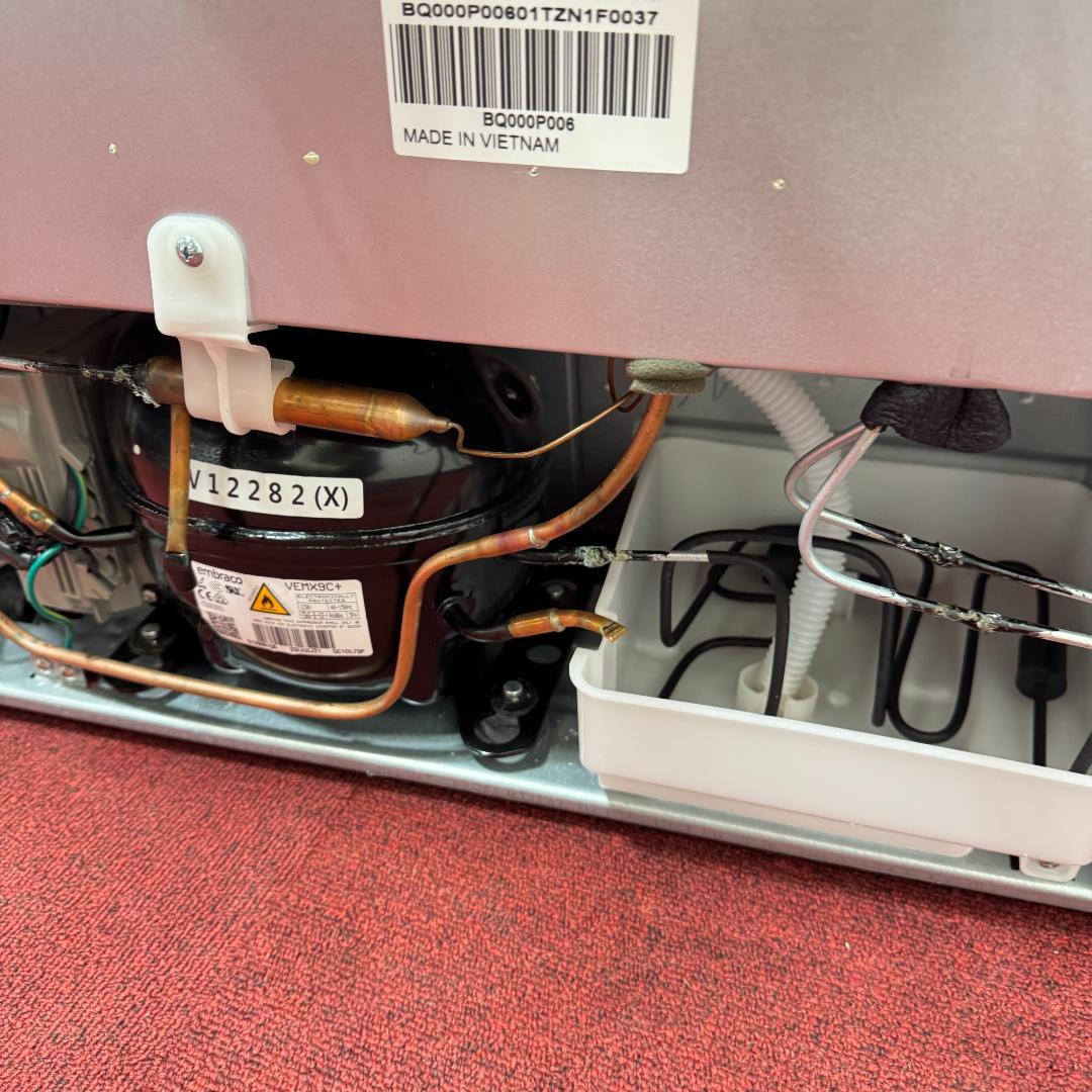 23区送料無料　ハイアール2ドア冷蔵庫　2022年製262L　洗浄/除菌済み