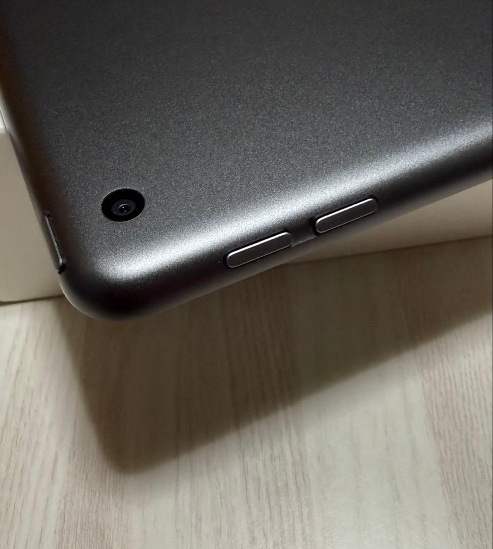 iPad 第9世代 スペースグレー 62GB