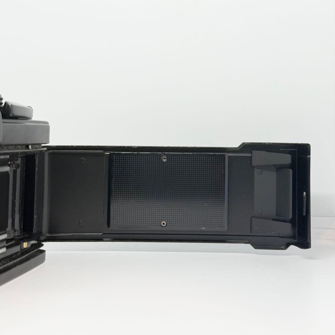 【完動品】OLYMPUS OM-2N ブラック フィルム一眼レフ 動作確認済み