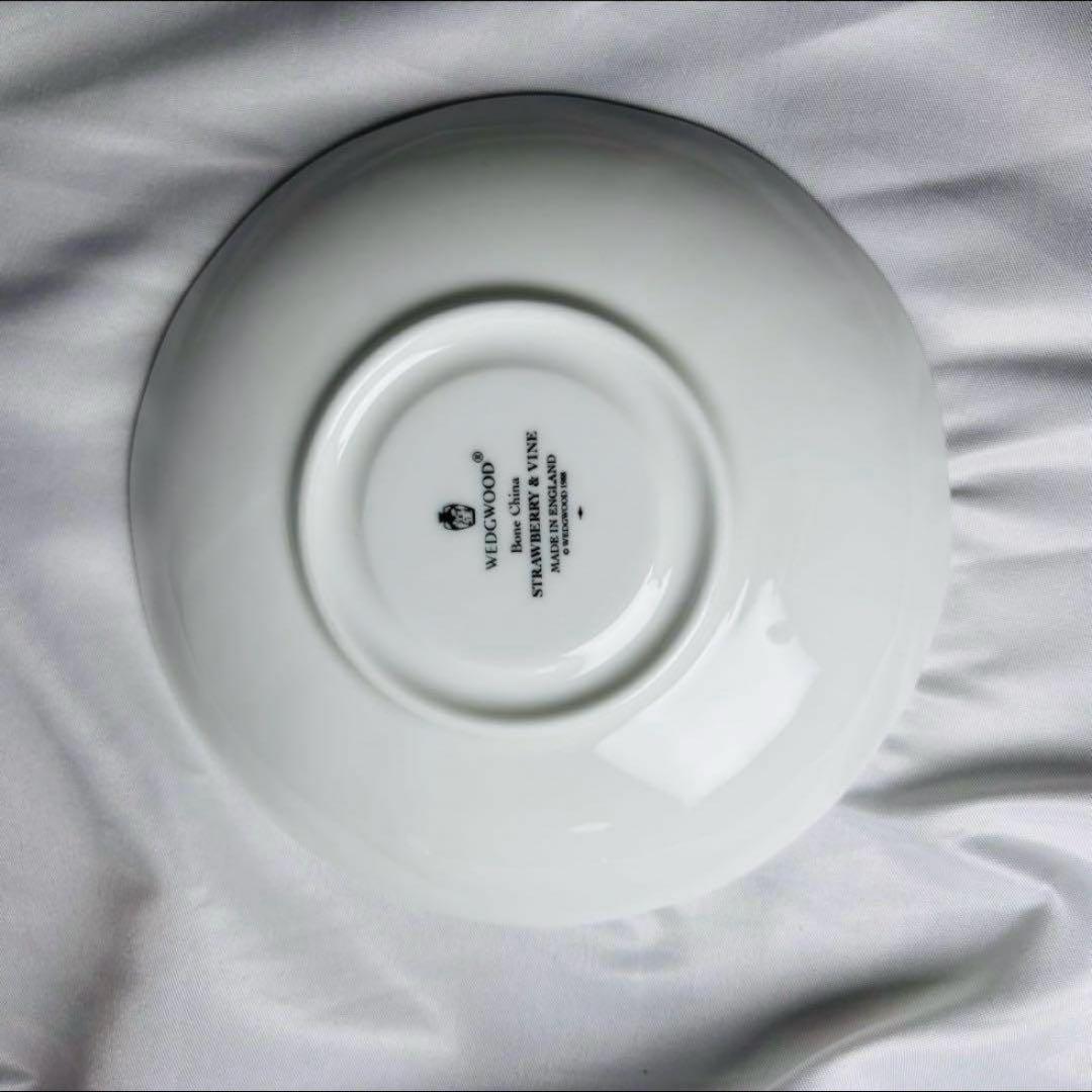 【廃盤、レア】ウェッジウッド 黒壺 ストロベリーバイン 食器セット 5点 新品