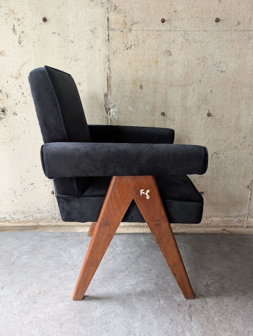 ピエールジャンヌレ　ジャンヌレ　コルビジェ