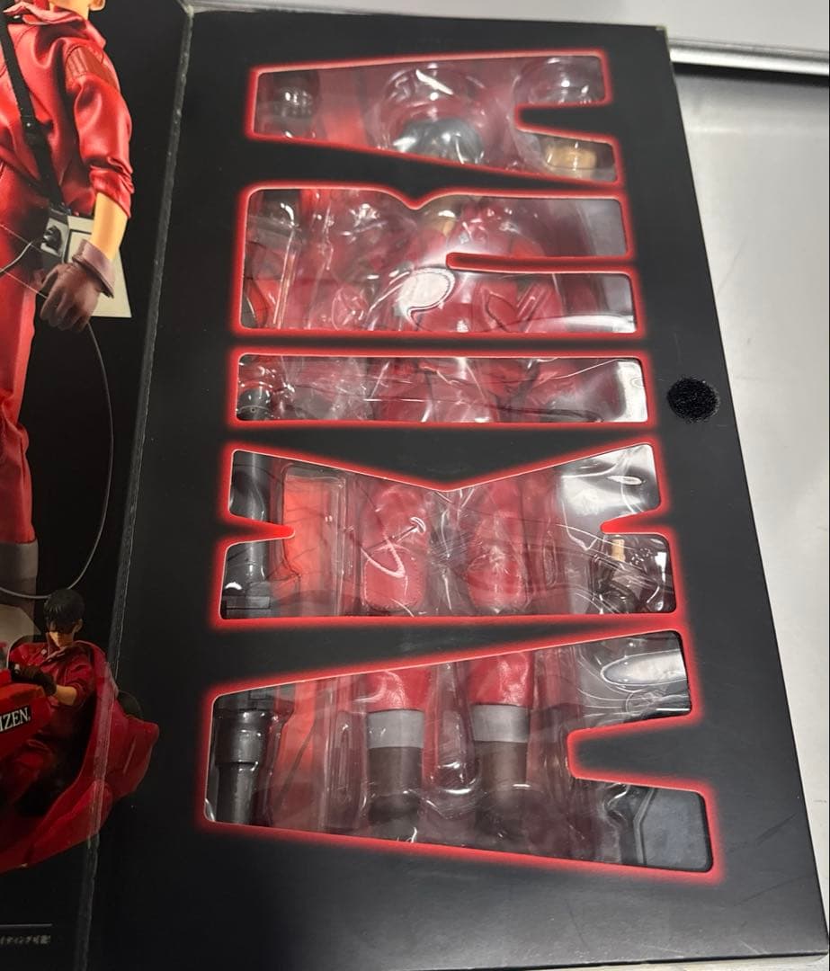 AKIRA アキラ　金田正太郎フィギュア1/6 メディコム・トイ バンダイ