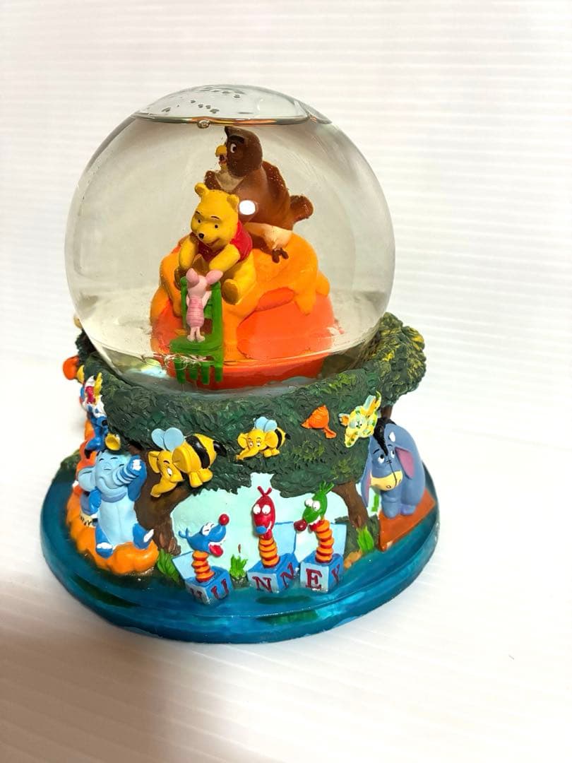 くまのプーさん　スノードーム　オルゴール付　レトロ