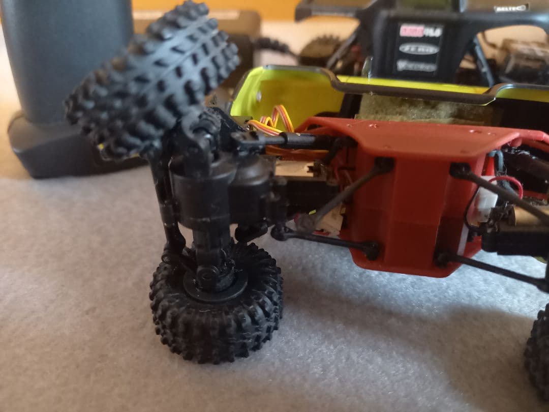 ヨコモナノクロ2台+ジムニー