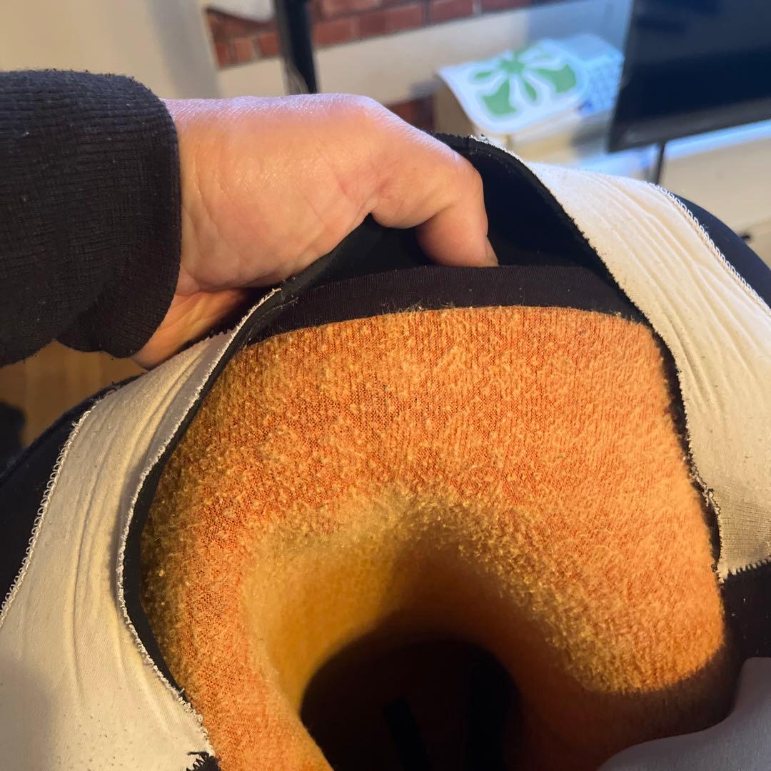 ラッシュ　ウェットスーツ