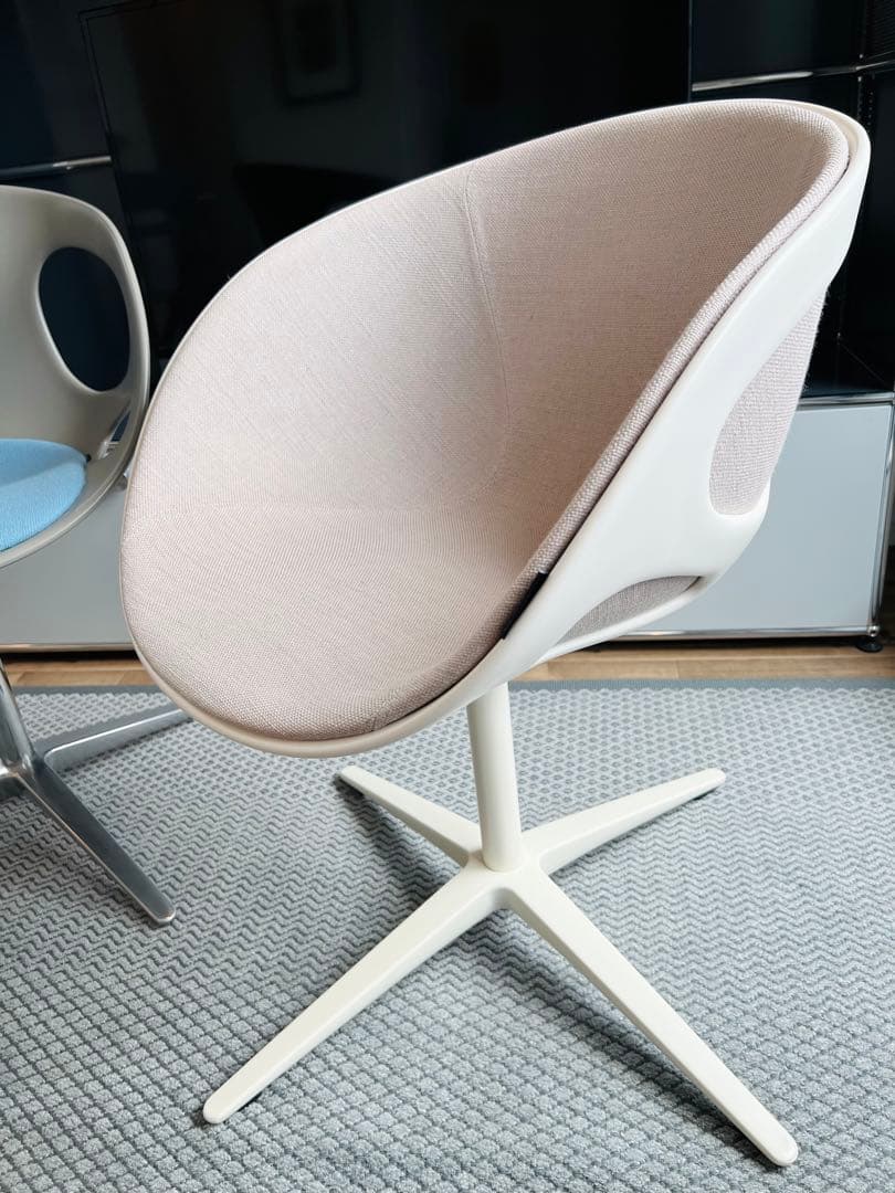 FRITZ HANSEN：RINリンチェア（ホワイト・ピンク）【正規品・希少】