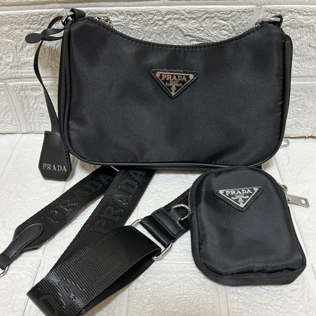 PRADAノベルティショルダーバッグチェーンバッグ